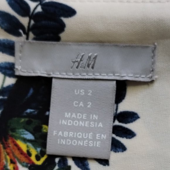 H&M Floral Spring Elegant Dress - Picture 10 of 10